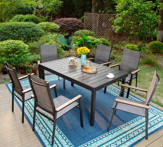 OUTDOOR FURNITURE （TABLE)